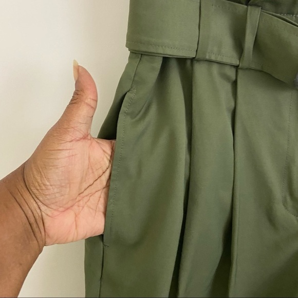 Elizabeth & James Paperbag Waist Cuffed Shorts Sz 10 Olive Green - Picture 4 of 12